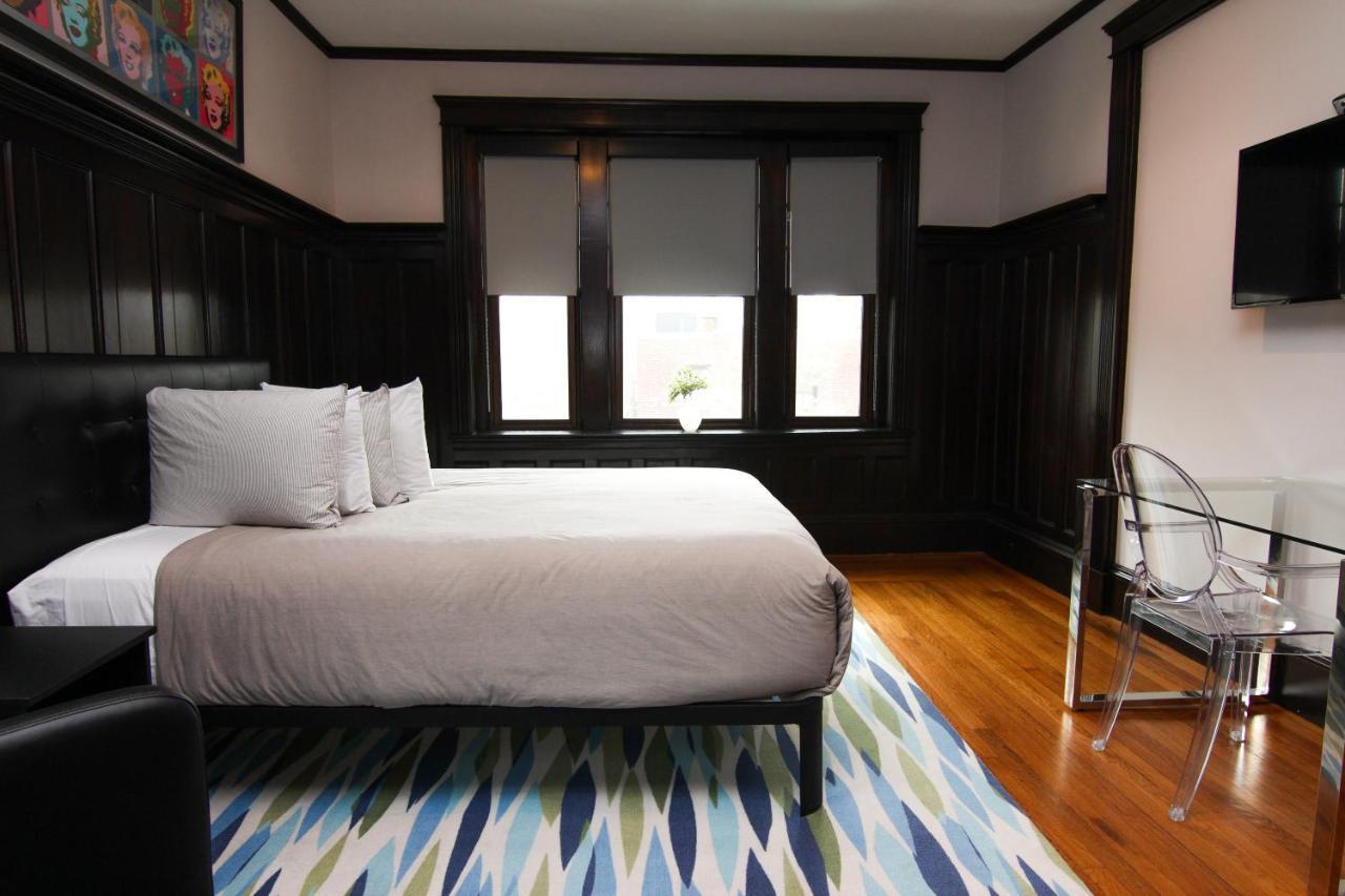 A Stylish Stay W/ A Queen Bed, Heated Floors.. #37 ブルックライン エクステリア 写真